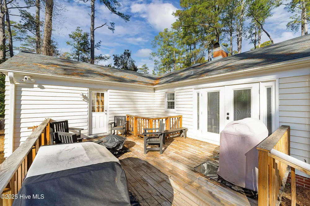 4705 Trent Woods Drive Trent Woods, NC 28562