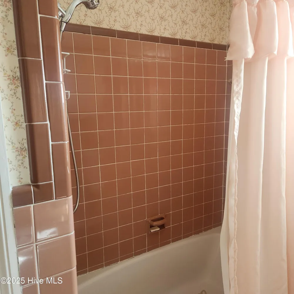 727 Fairlane Drive Grifton, NC 28530