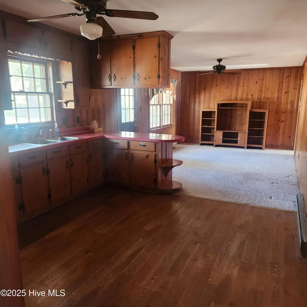 727 Fairlane Drive Grifton, NC 28530