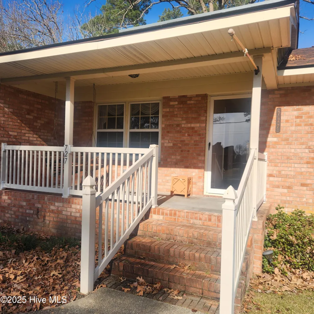 727 Fairlane Drive Grifton, NC 28530