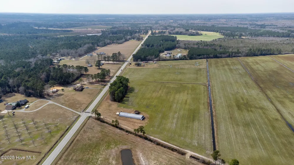 11394 Nc-41 Bladenboro, NC 28320