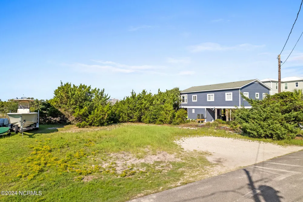 1123 Canady Avenue Topsail Beach, NC 28445