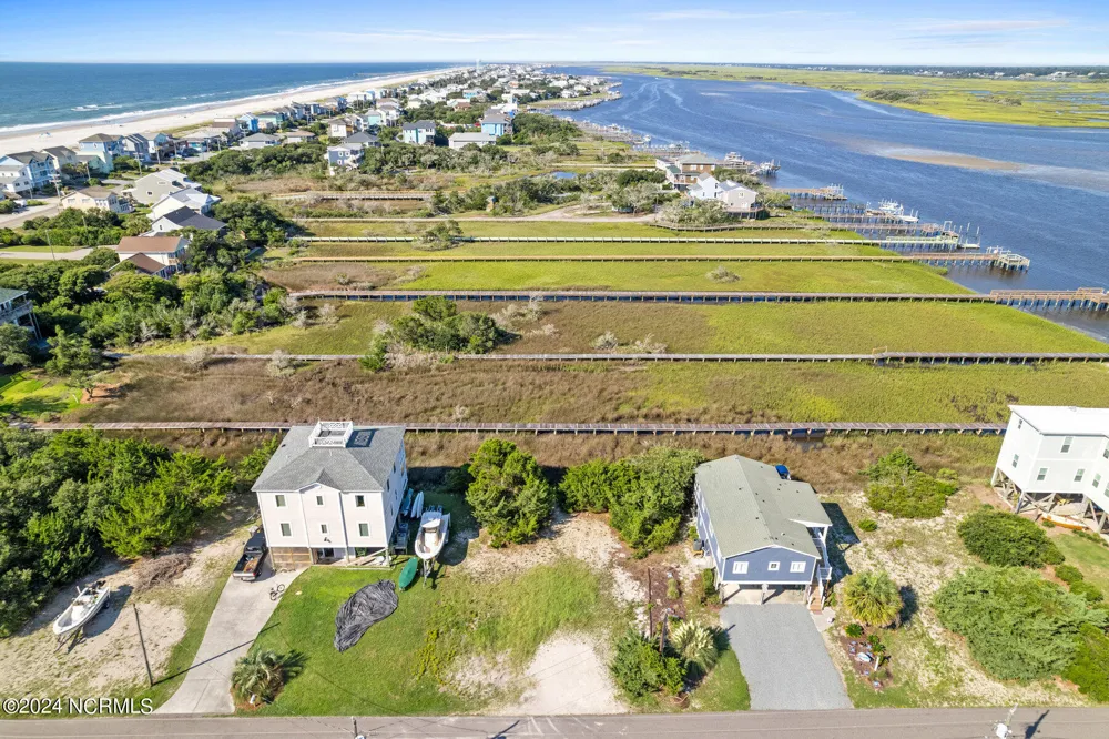 1123 Canady Avenue Topsail Beach, NC 28445