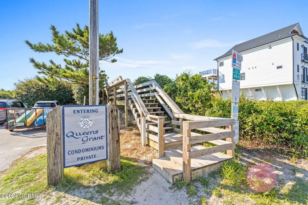 1123 Canady Avenue Topsail Beach, NC 28445
