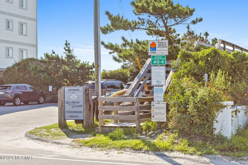 1123 Canady Avenue Topsail Beach, NC 28445