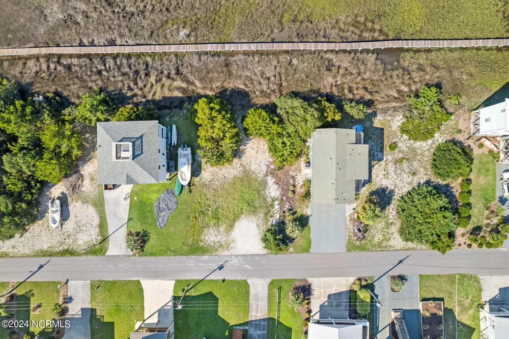 1123 Canady Avenue Topsail Beach, NC 28445