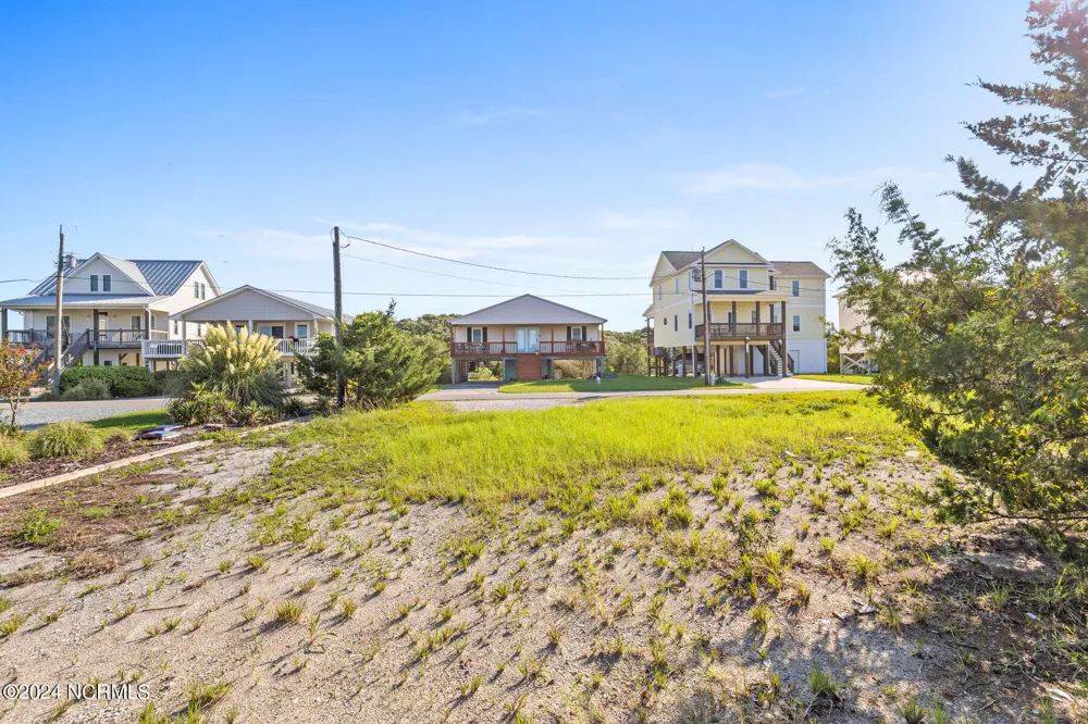 1123 Canady Avenue Topsail Beach, NC 28445