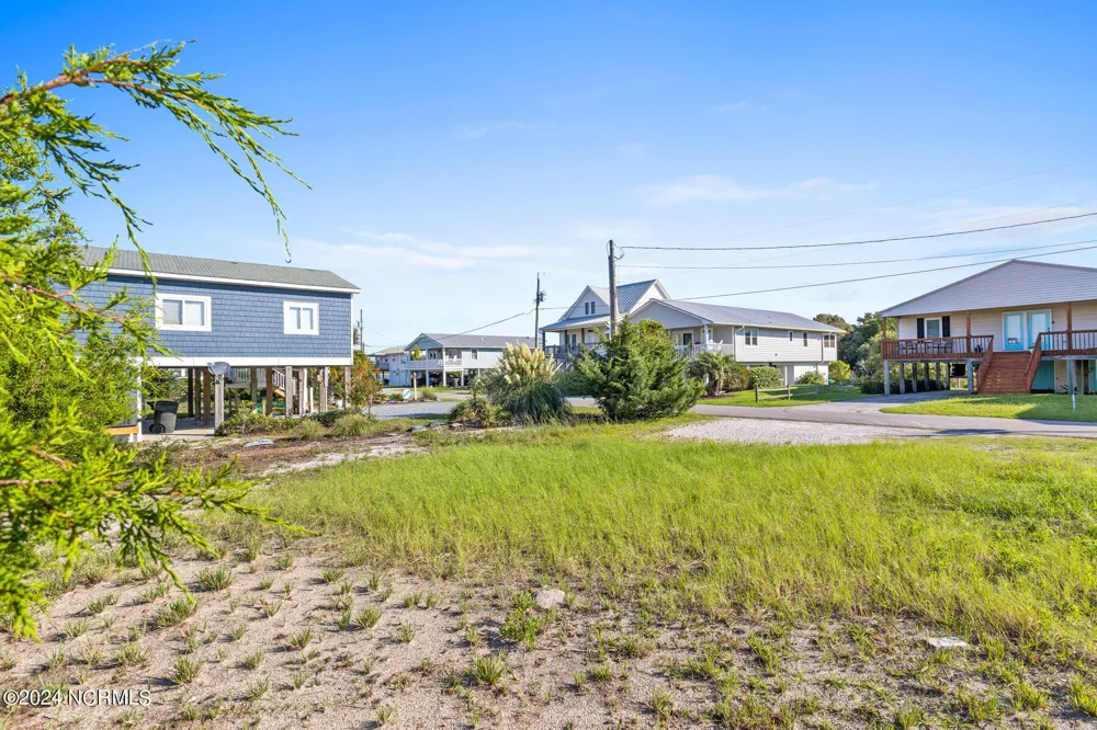 1123 Canady Avenue Topsail Beach, NC 28445