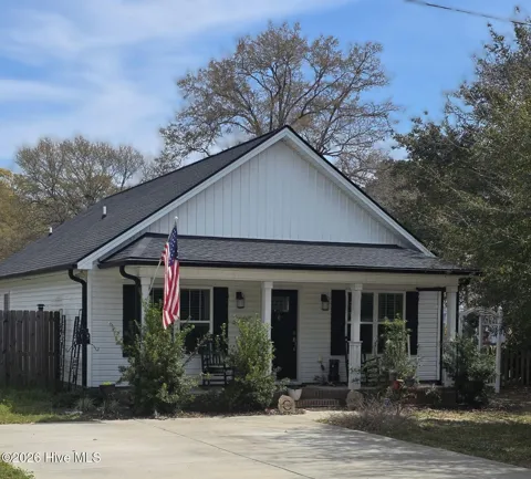 15 Edgewood Street