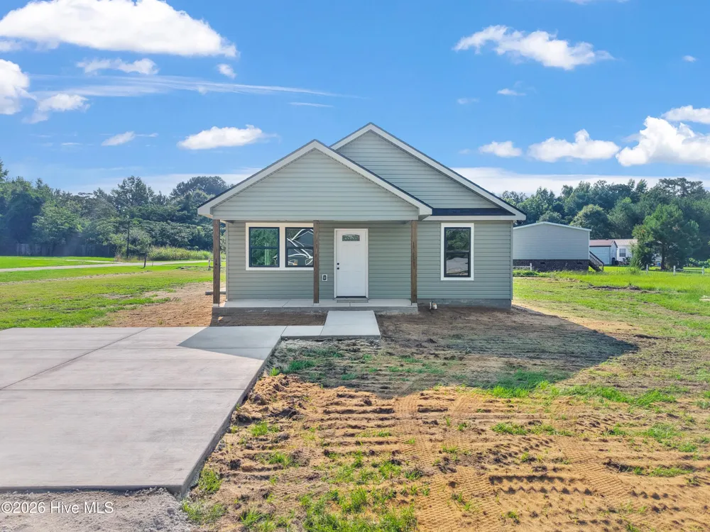 152 Hillside Street Clarkton, NC 28433