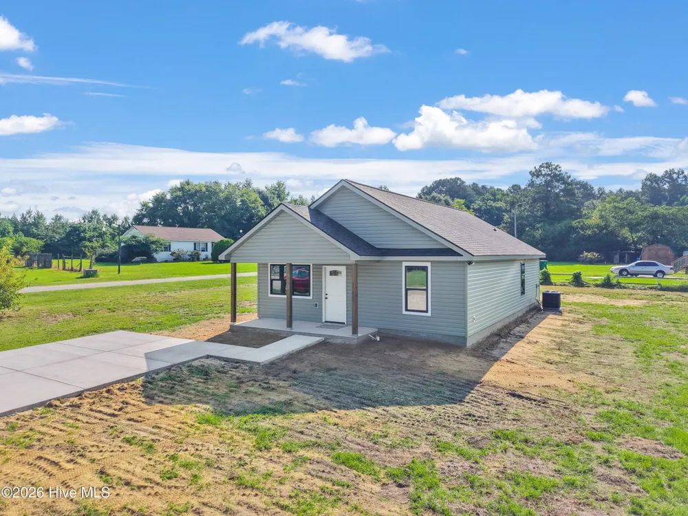152 Hillside Street Clarkton, NC 28433