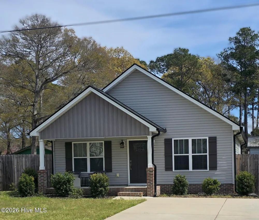 120 Hillside Street Clarkton, NC 28433