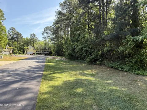 14 Greenwood Drive