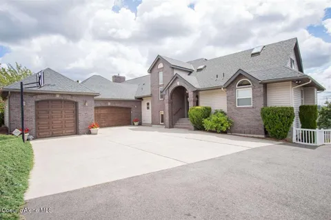 6011 E JOSEPH LANE
