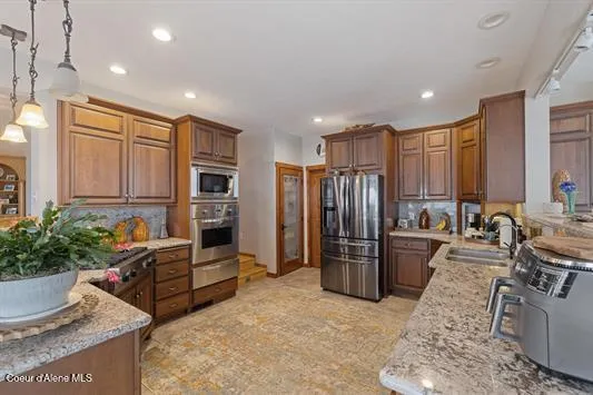 6011 E JOSEPH LANE Spokane, WA 99217
