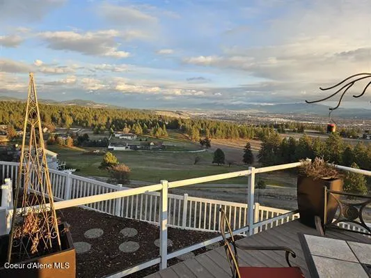 6011 E JOSEPH LANE Spokane, WA 99217