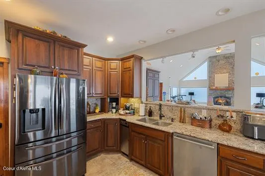 6011 E JOSEPH LANE Spokane, WA 99217