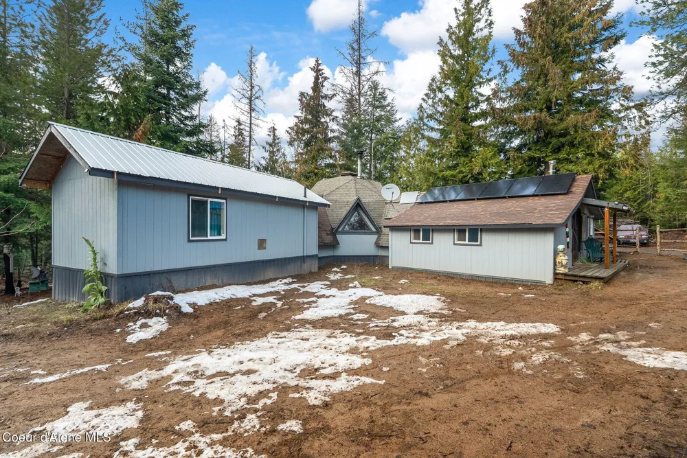 762 High Rd Sandpoint, ID 83864