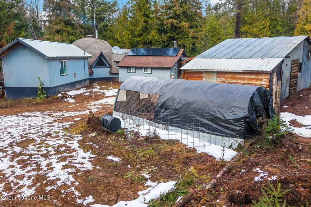762 High Rd Sandpoint, ID 83864