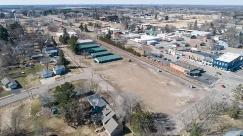 1xx Central Drive E