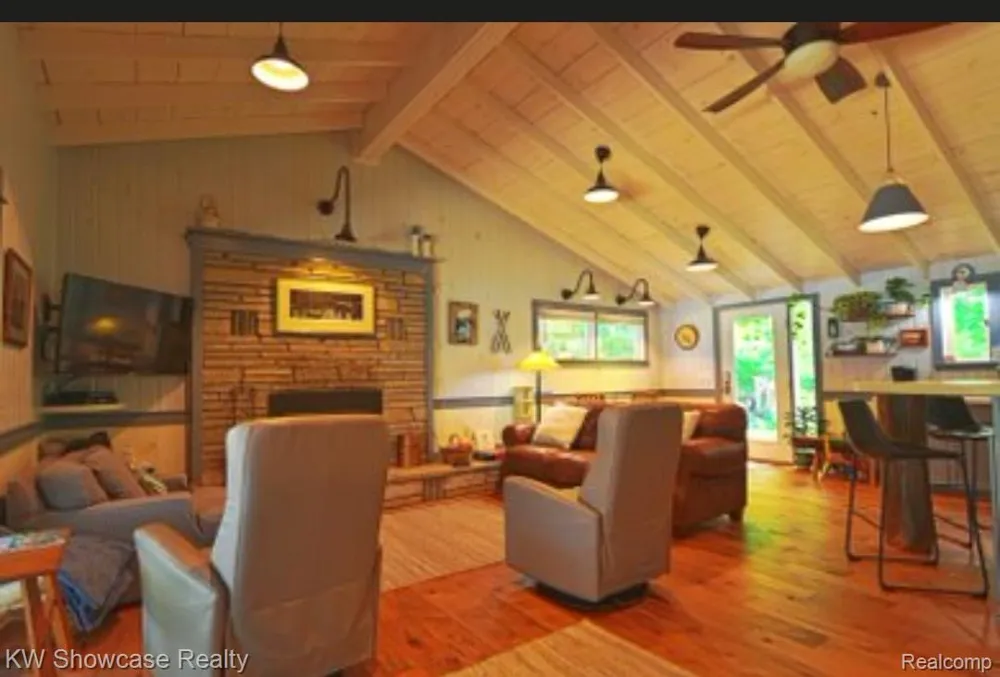 4783 Ellis Road Boyne City City, MI 49712