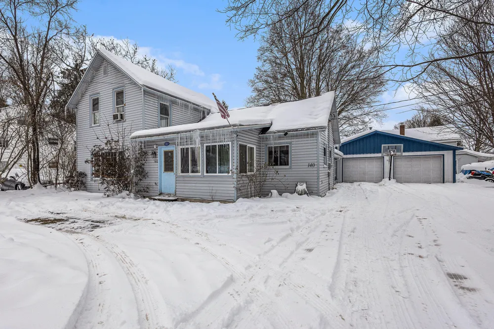 140 W Main Street Hart City, MI 49420