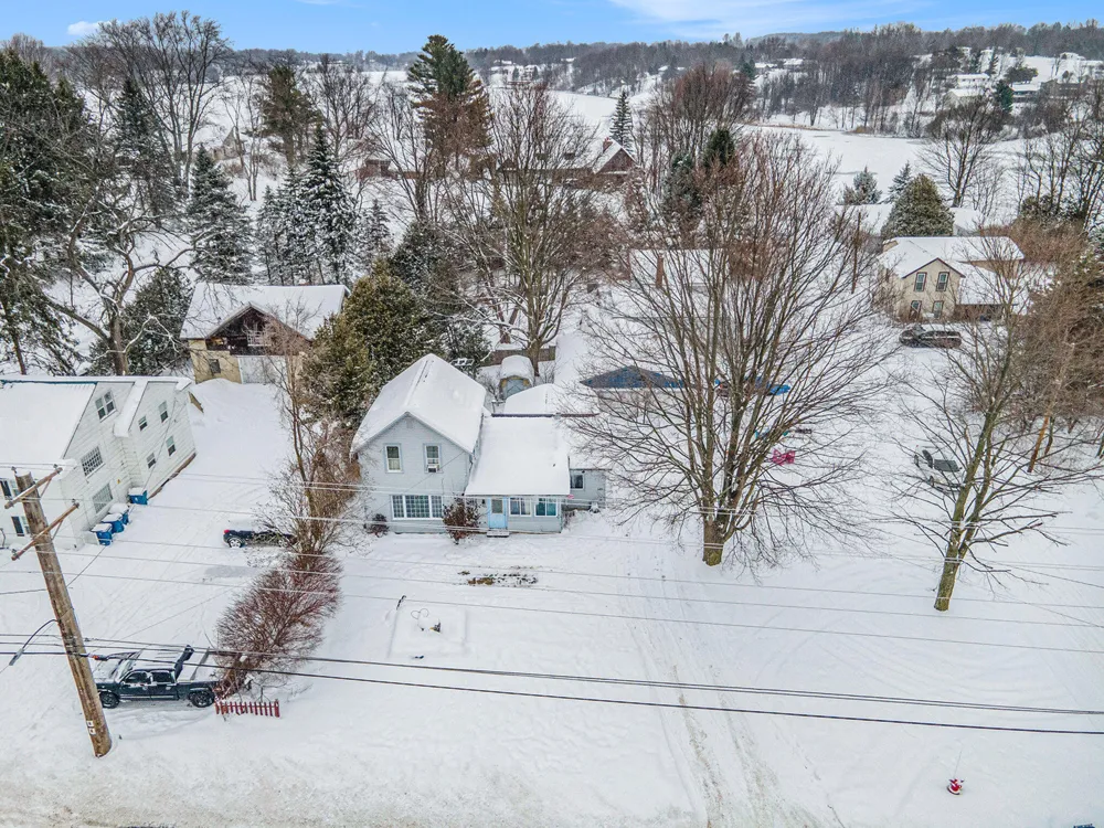 140 W Main Street Hart City, MI 49420
