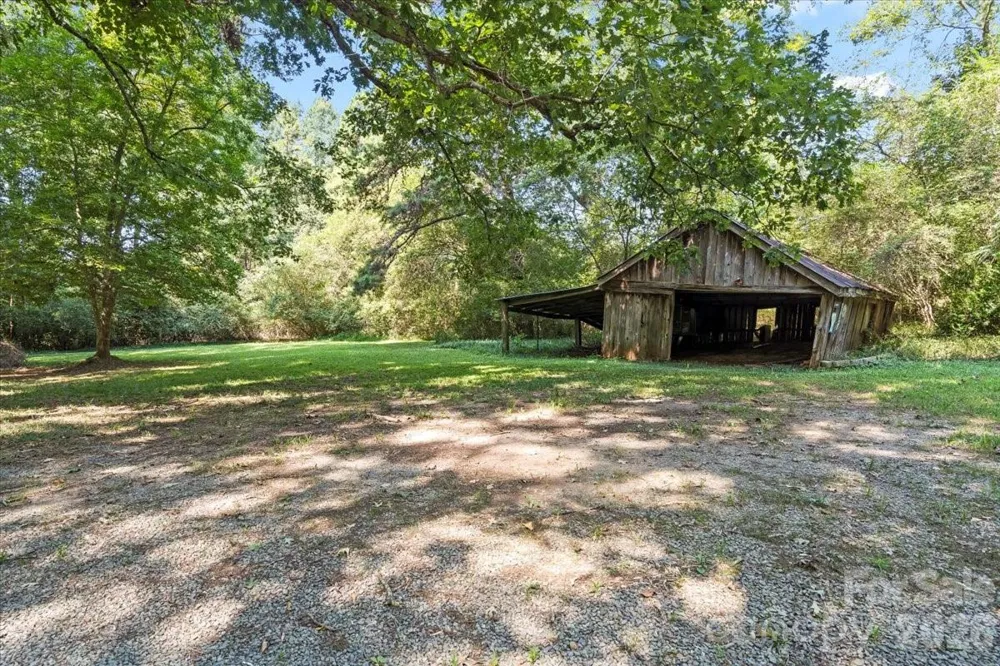 1715 Union Road Matthews, NC 28104