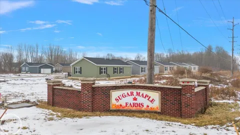 4273 Sugar Maple Run