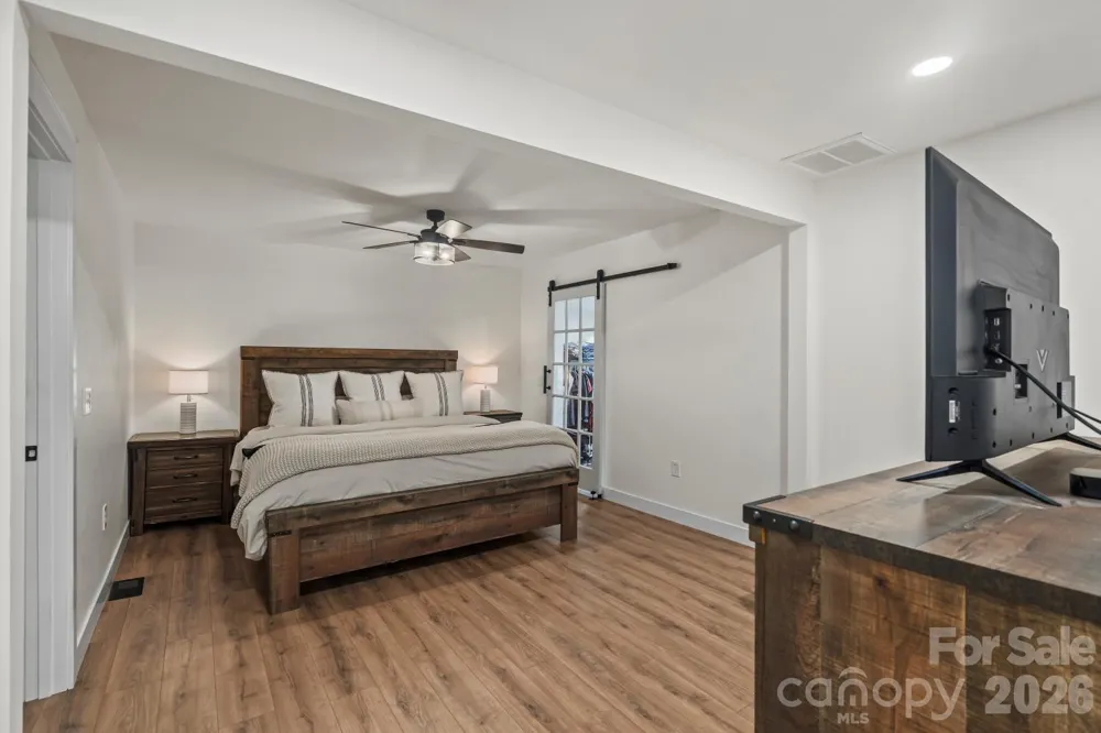 5740 Crouse Road Crouse, NC 28033