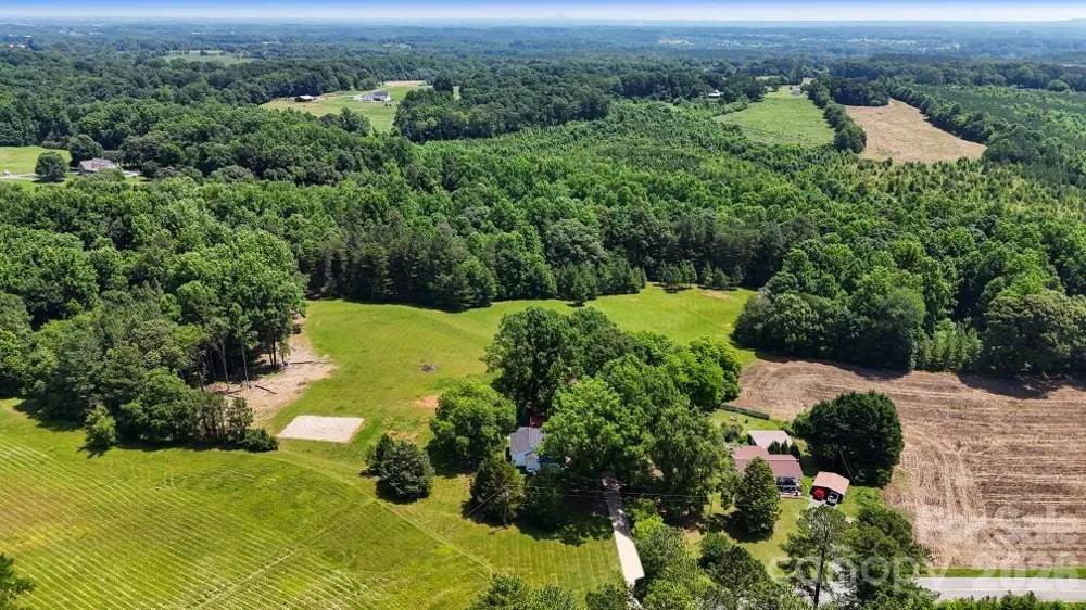 5740 Crouse Road Crouse, NC 28033