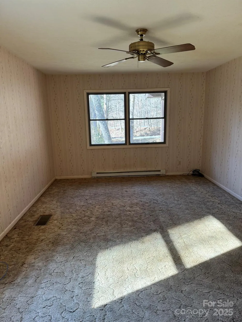 80 Larkspur Lane Cullowhee, NC 28723