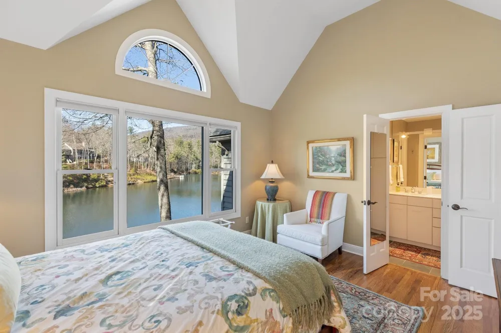 100 The Pinnacle Drive #5 Sapphire, NC 28774