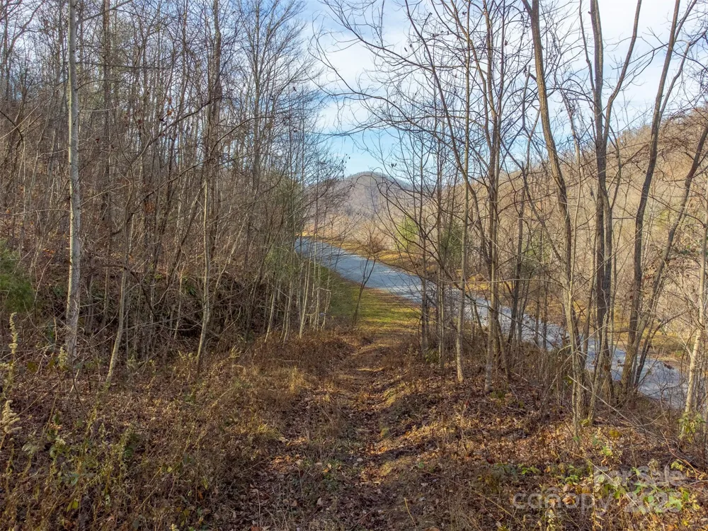 00 Garnet Road Sylva, NC 28779
