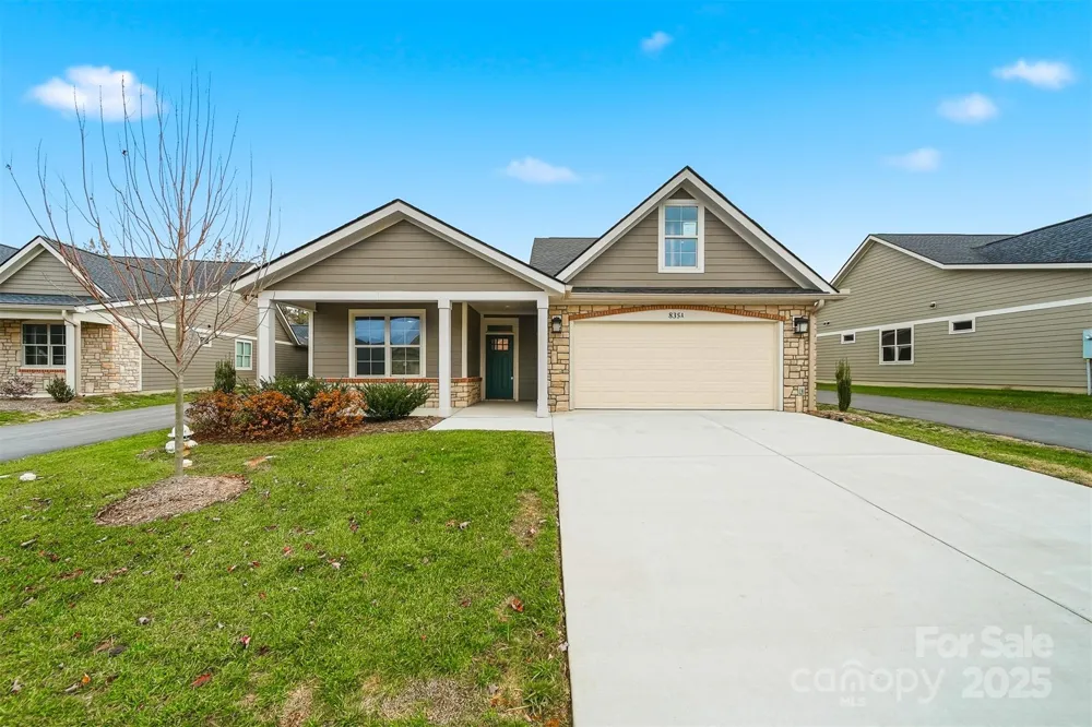 835A Wynnshire Drive Hickory, NC 28601