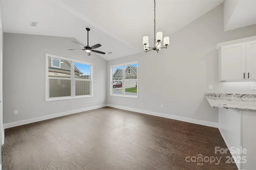 835A Wynnshire Drive Hickory, NC 28601