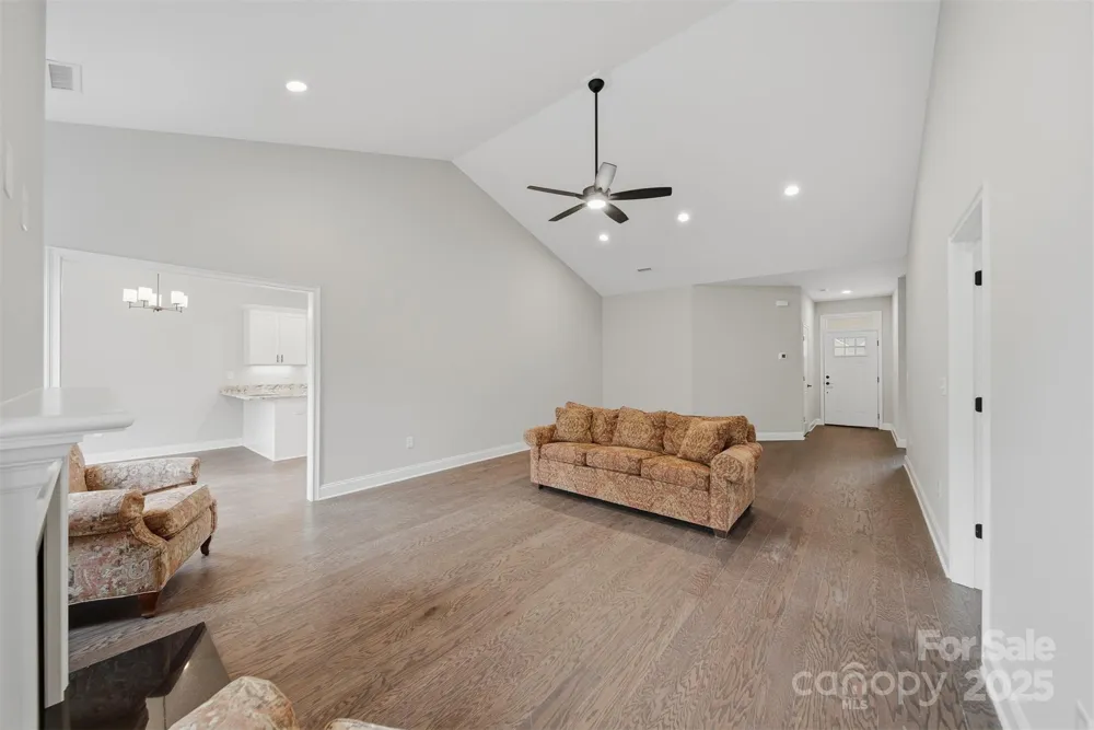 835A Wynnshire Drive Hickory, NC 28601