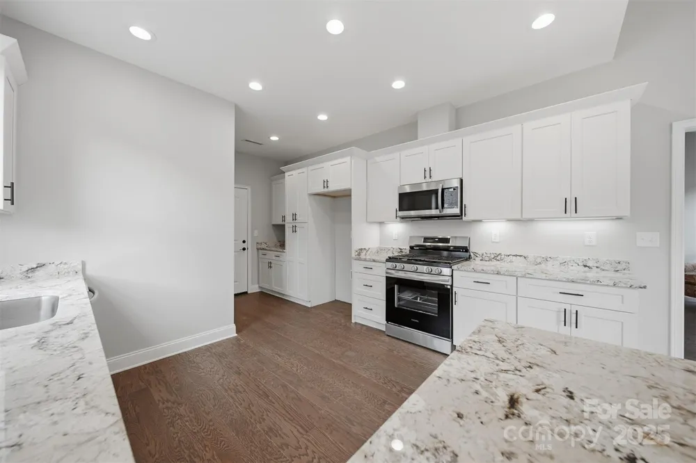 835A Wynnshire Drive Hickory, NC 28601