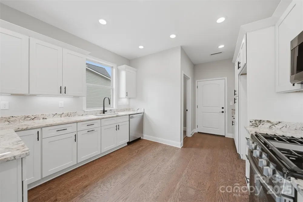 835A Wynnshire Drive Hickory, NC 28601