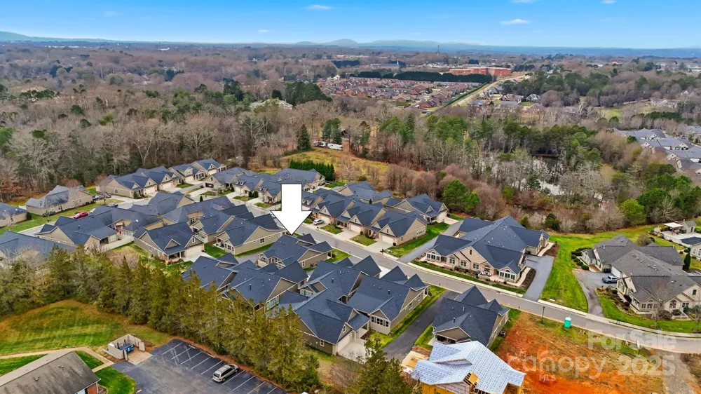 835A Wynnshire Drive Hickory, NC 28601