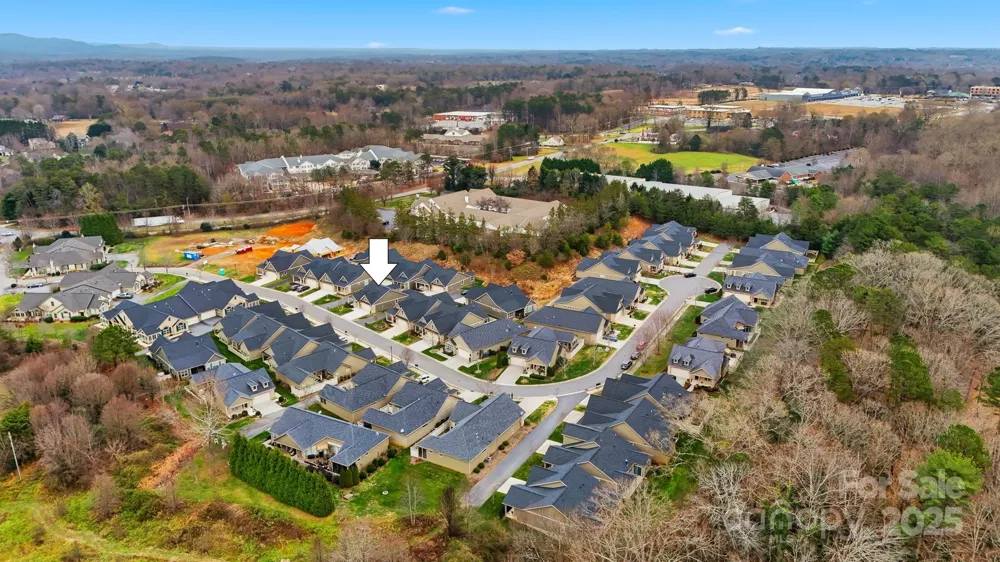 835A Wynnshire Drive Hickory, NC 28601