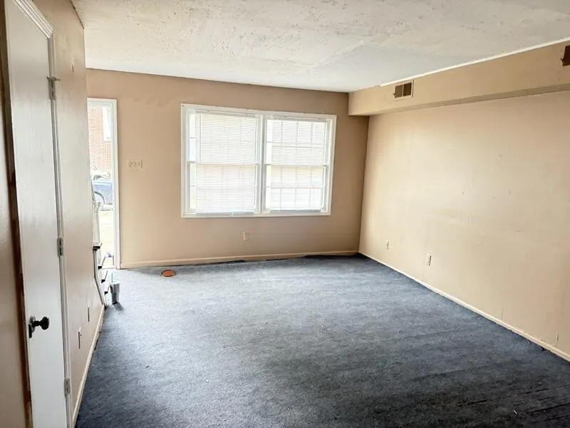 5273 FLOWERING PEACH DR #5273 Memphis, TN 38115