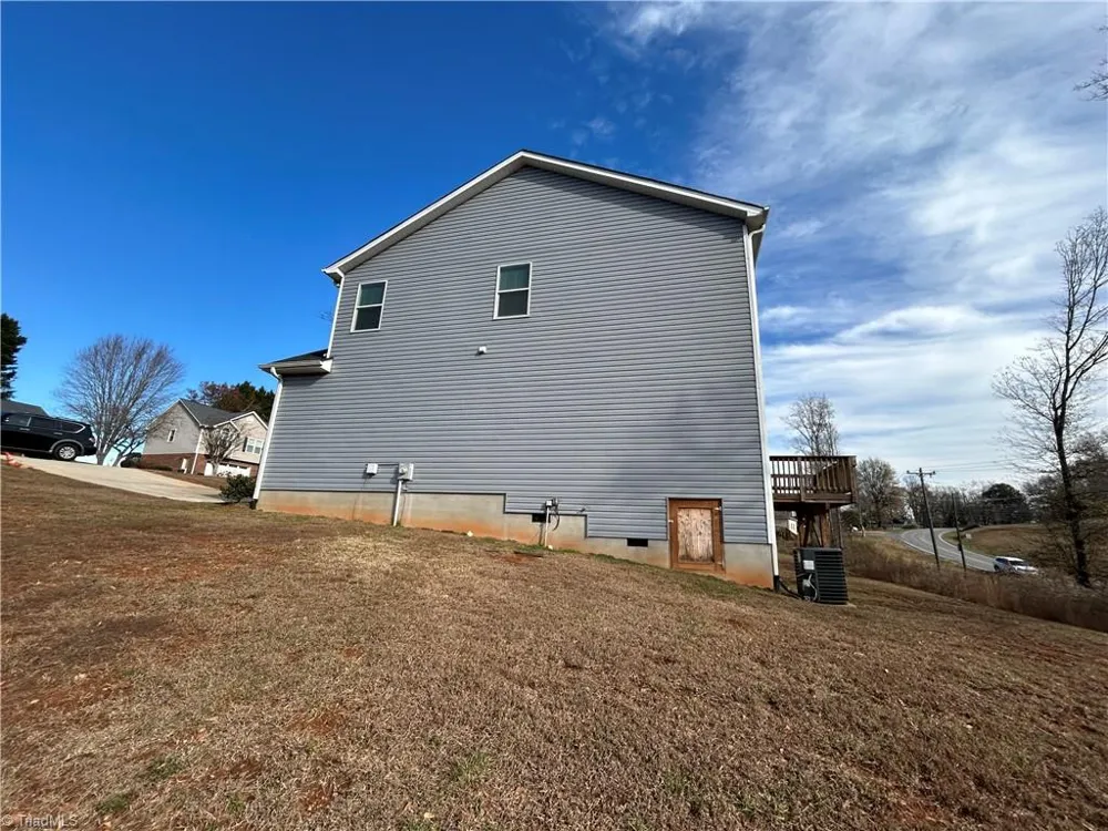 574 30th Avenue Circle NE Hickory, NC 28601