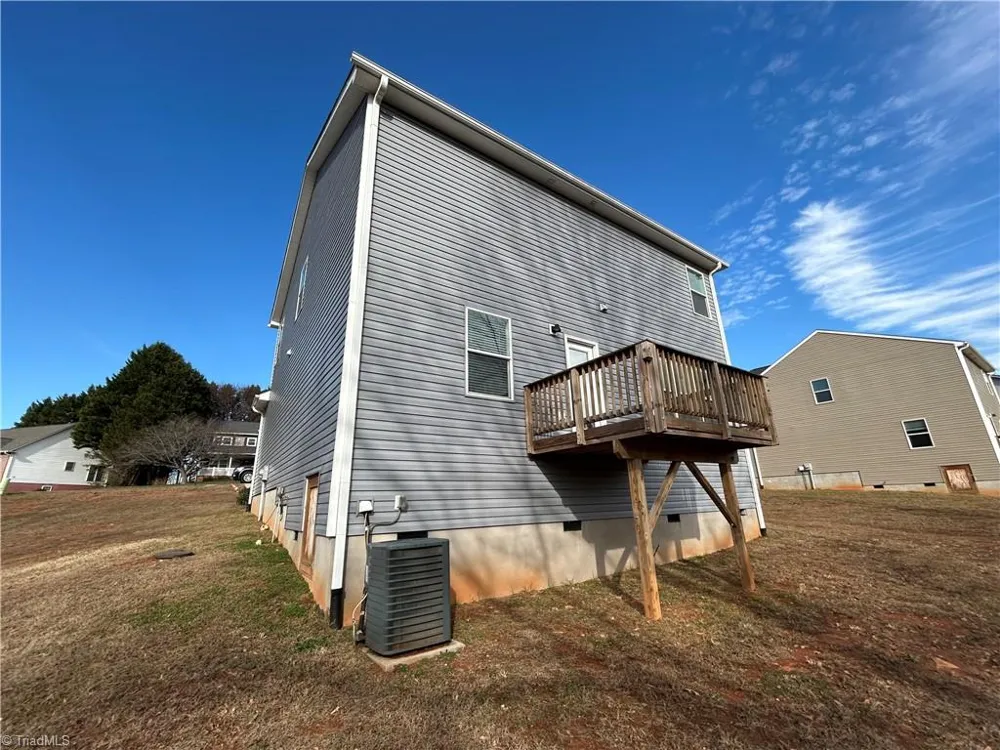 574 30th Avenue Circle NE Hickory, NC 28601