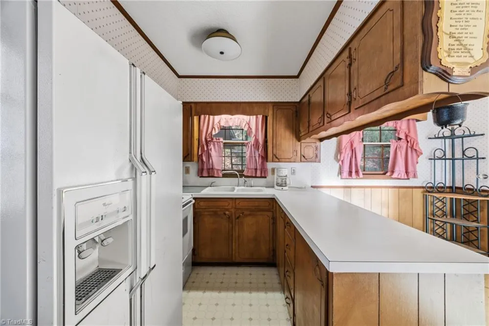 1325 Colvard Road Millers Creek, NC 28651