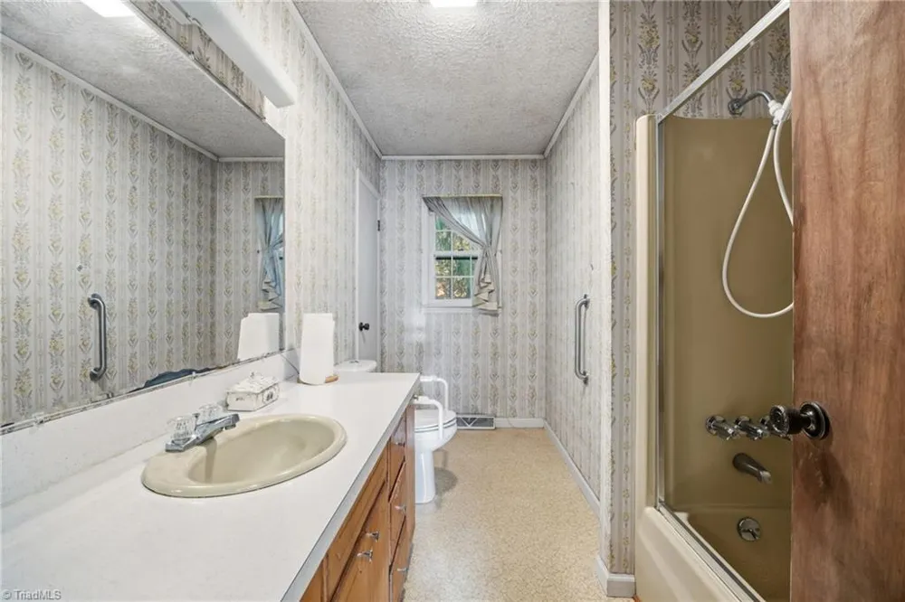 1325 Colvard Road Millers Creek, NC 28651