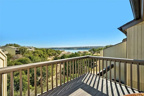 115 Comanche Point