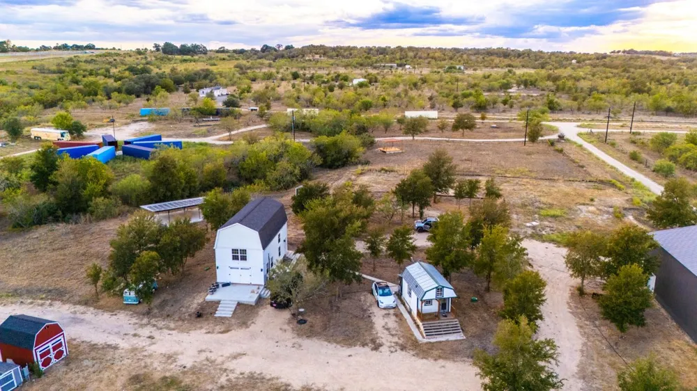 1501 Boggy Creek Road Lockhart, TX 78644