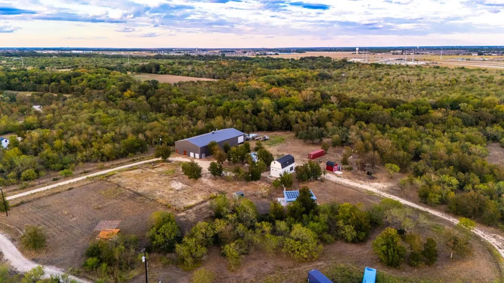 1501 Boggy Creek Road Lockhart, TX 78644
