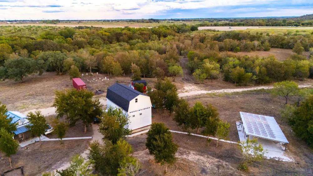 1501 Boggy Creek Road Lockhart, TX 78644